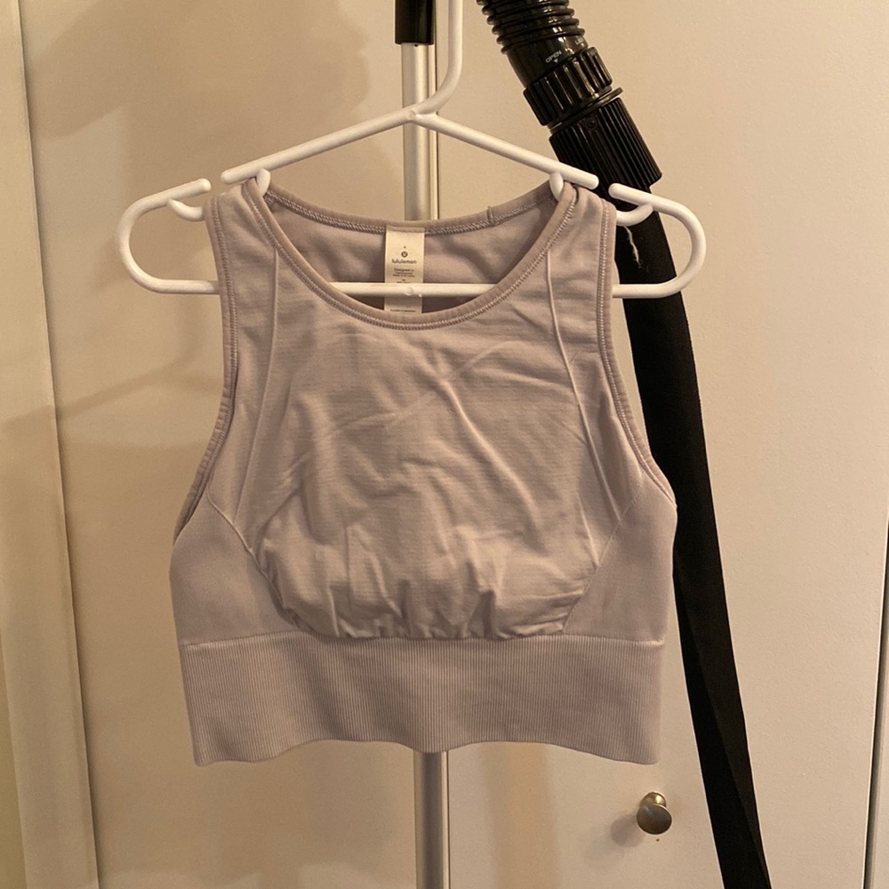 Lululemon crop top